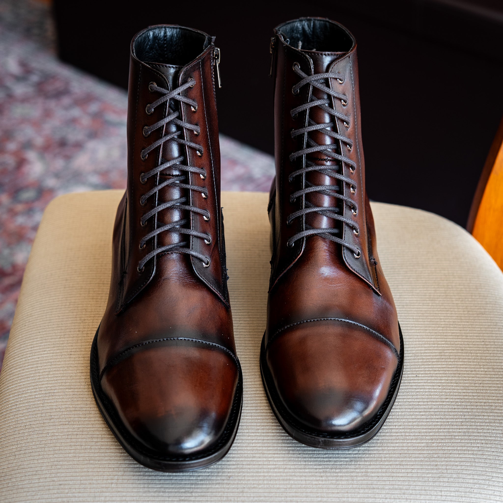 BROWN LEATHER ESTEBAN