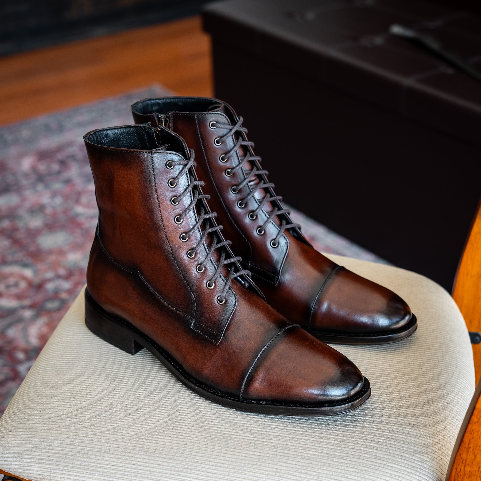 BROWN LEATHER ESTEBAN