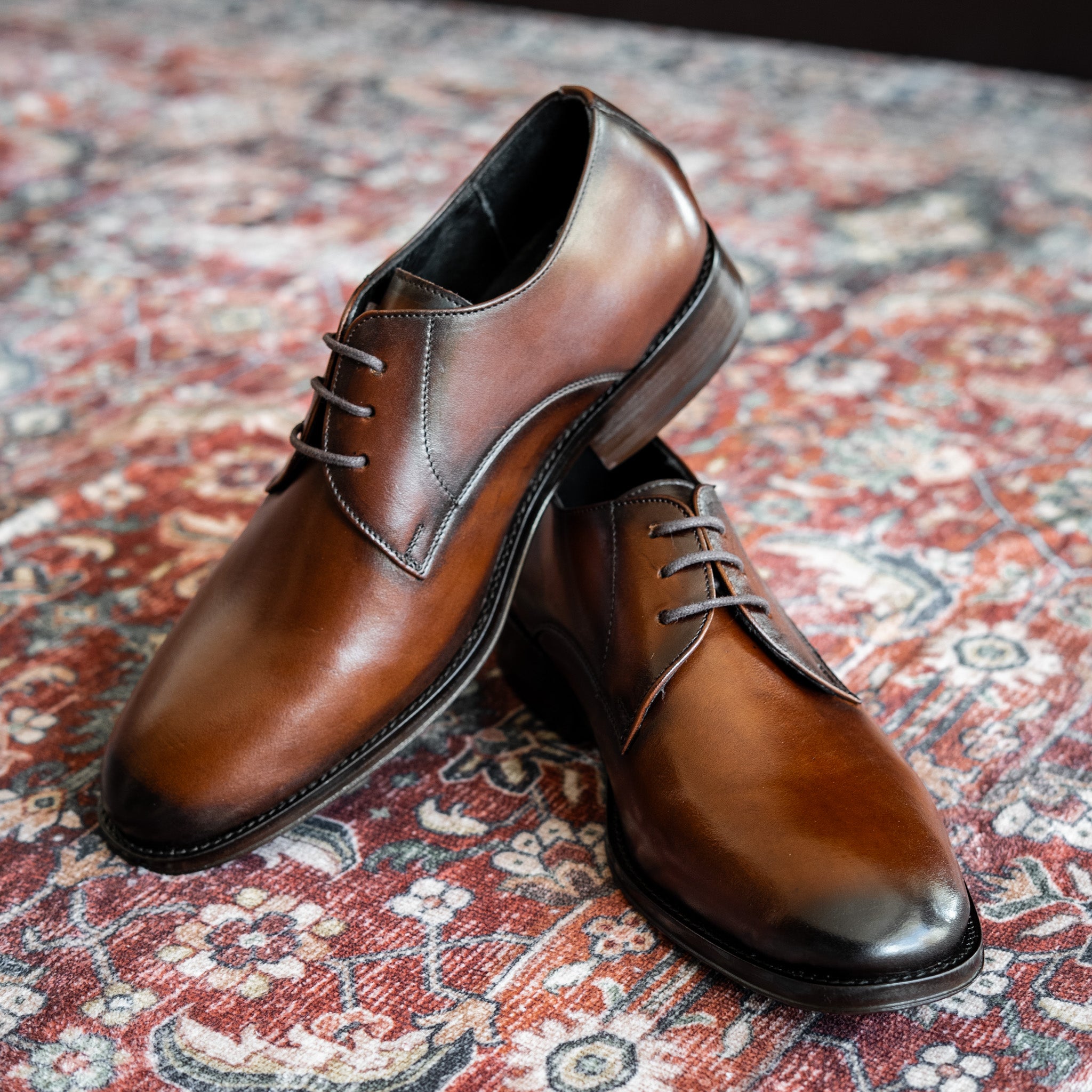 BROWN LEATHER ANTONI